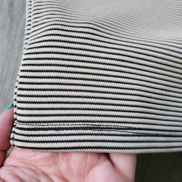 Forever 21 Sheath Dress Tan & Black {Medium} - Picture 3 of 8